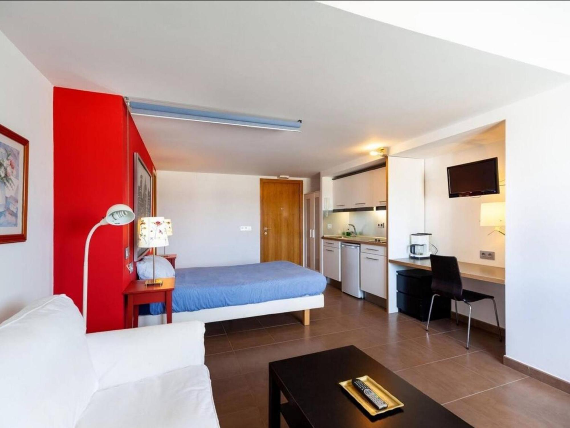 Apartamentos Alazul Lofts โกนิล เด ลาฟรอนเตรา ภายนอก รูปภาพ