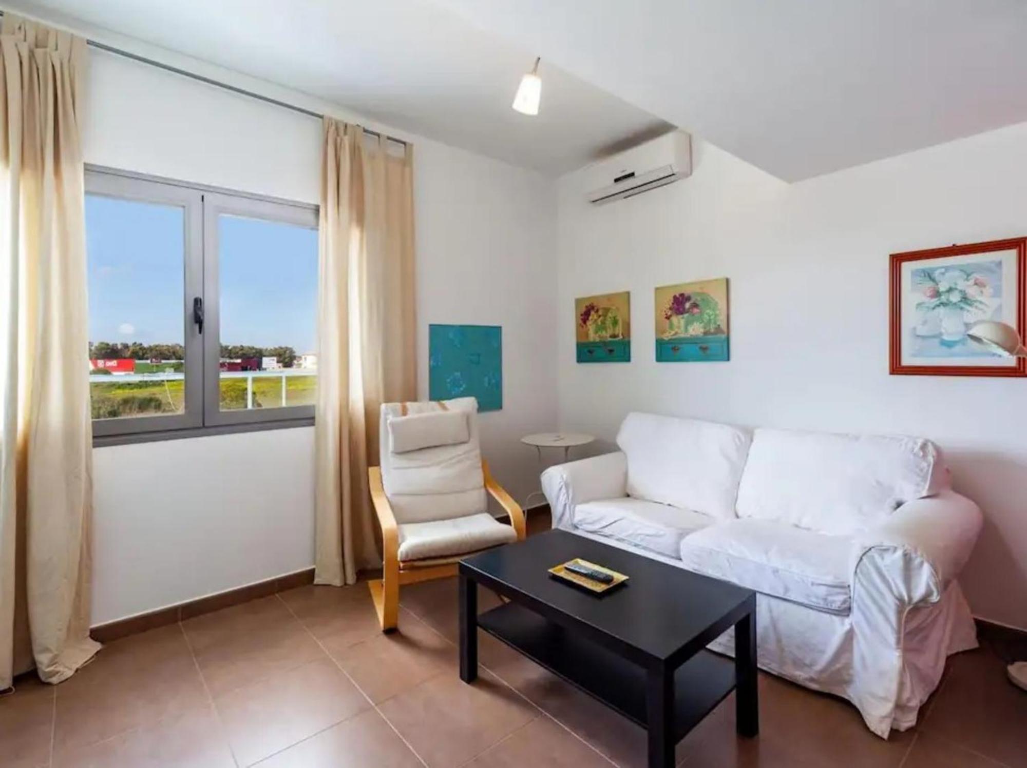 Apartamentos Alazul Lofts โกนิล เด ลาฟรอนเตรา ภายนอก รูปภาพ